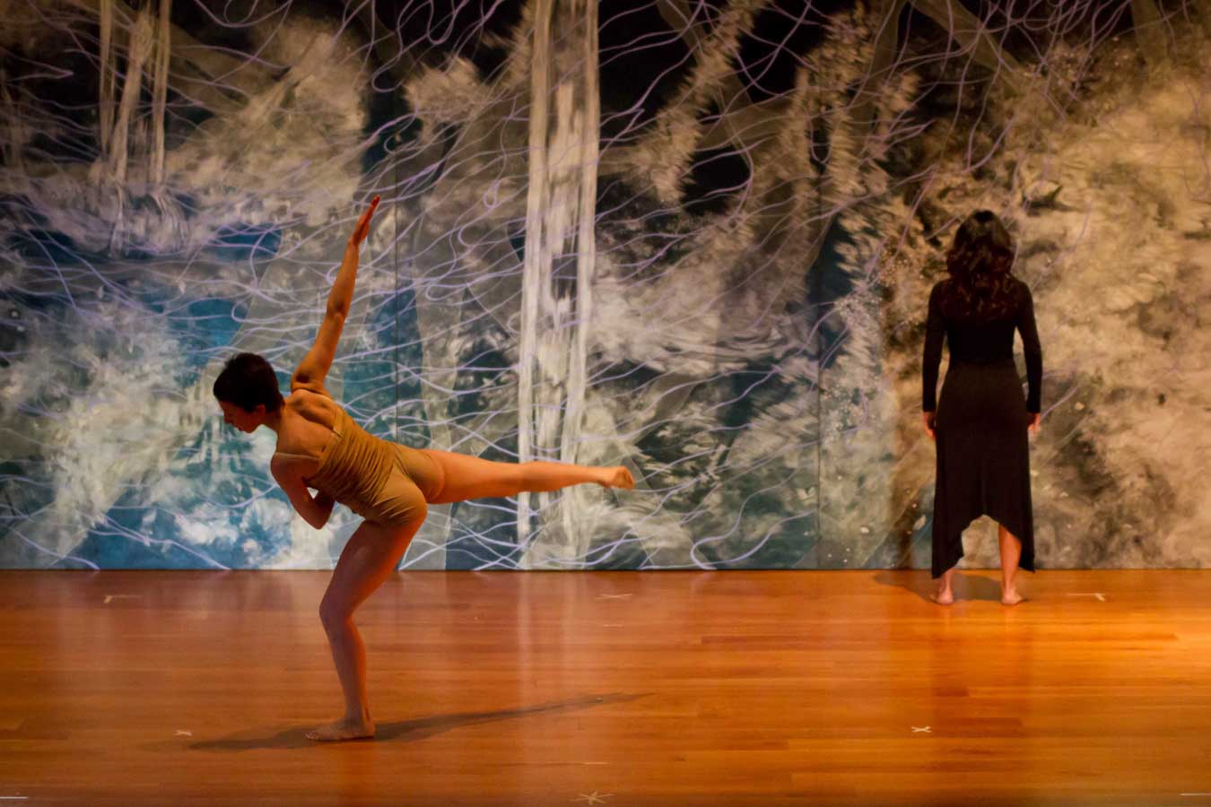 cristina-cocco-spettacolo-multimediale-levitazioni-conservatorio-pollini-2012-performer-monica-polonio